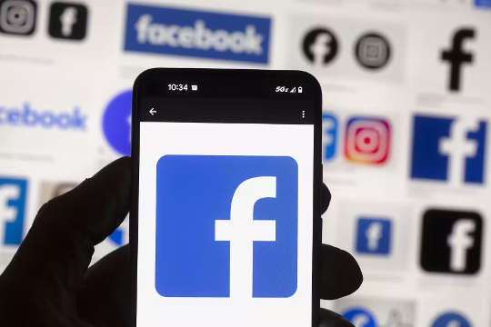 facebook logo